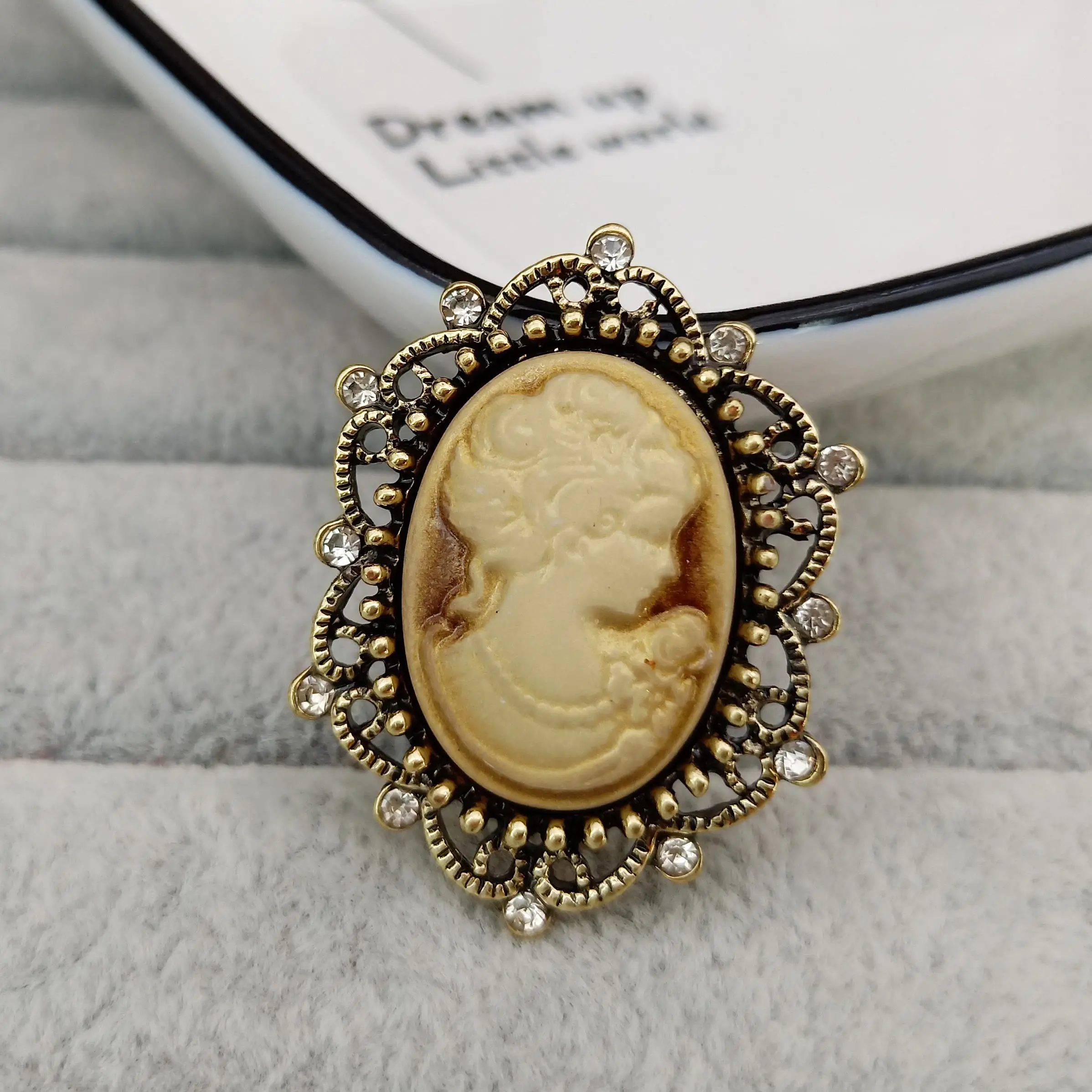 Miniature 25